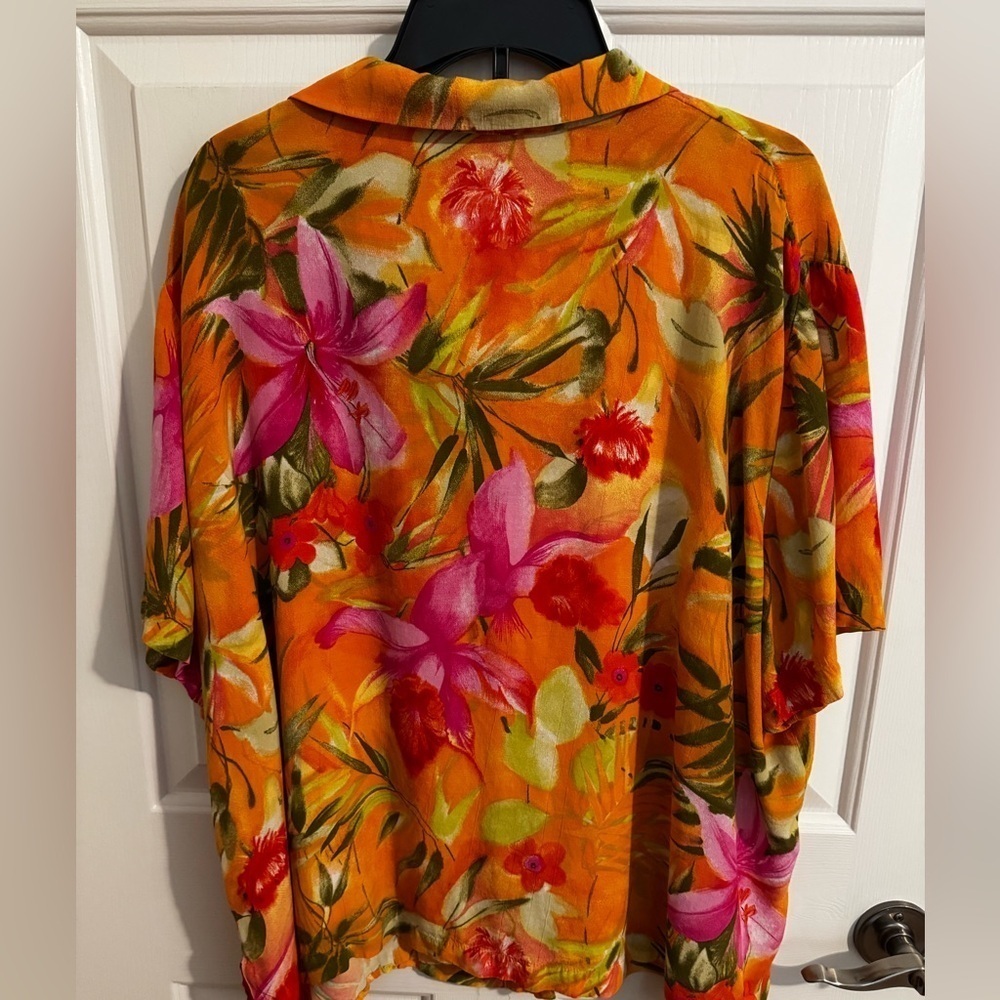 Draper's & Damon's Tropical Button Blouse Plus Size 3X - Picture 6 of 6